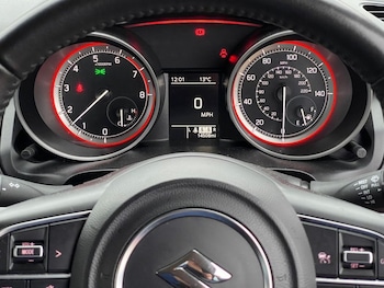 Used Suzuki Swift 2023 for sale - 76535948: Photo