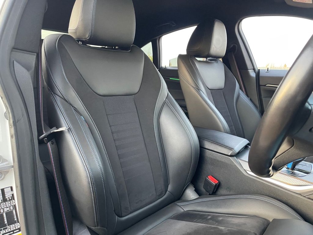 Used BMW i4 2022 for sale - 76389812: Photo 28