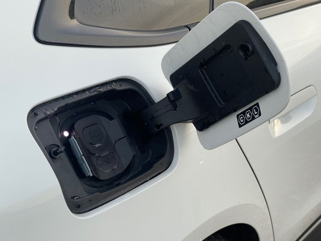 Used BMW i4 2022 for sale - 76389812: Photo 49