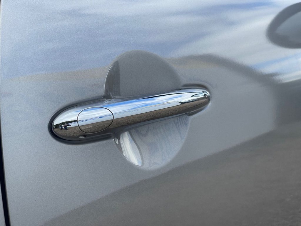 Used MINI Convertible 2017 for sale - 77672653: Photo 45