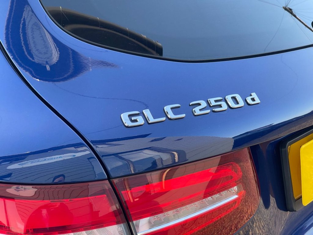 Used Mercedes-Benz GLC 2018 for sale - 77770951: Photo 10