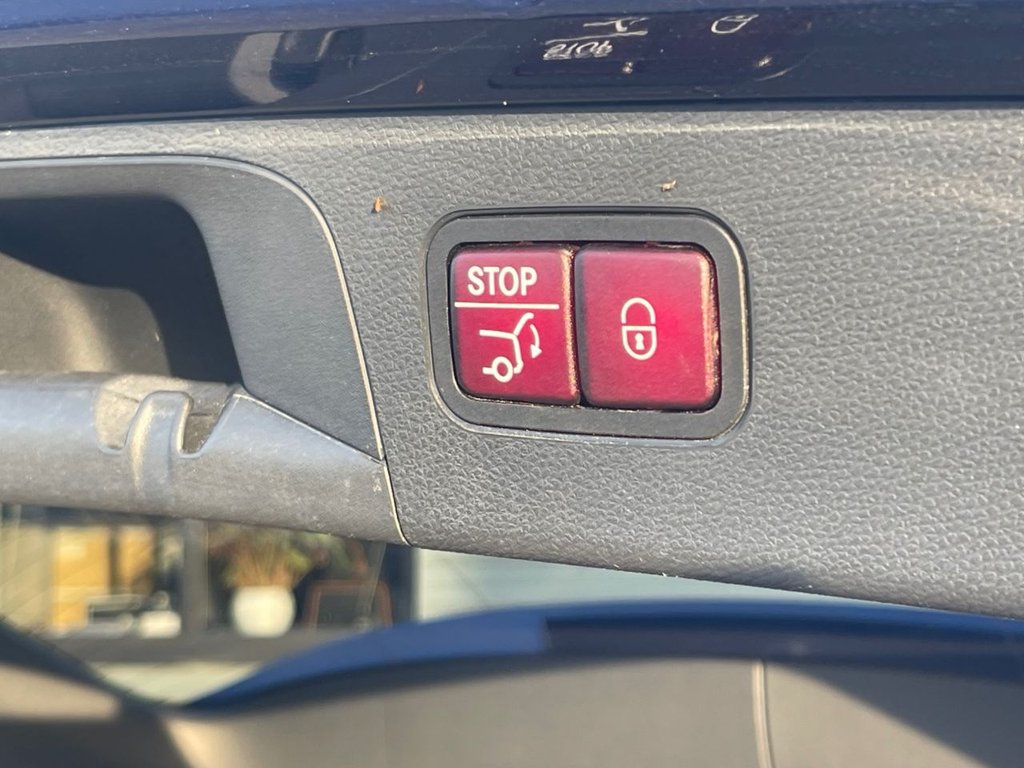 Used Mercedes-Benz GLC 2018 for sale - 77770951: Photo 12