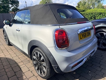 Used MINI Convertible 2018 for sale - 78619283: Photo
