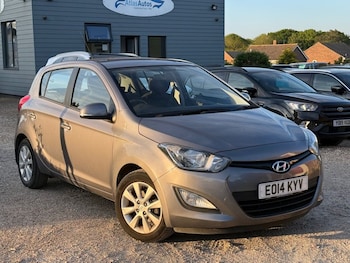 Used Hyundai i20 2014 for sale - 78536516: Photo