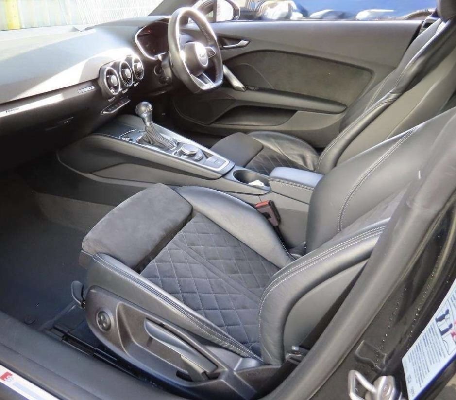 Used Audi TT 2021 for sale - 76642594: Photo 2