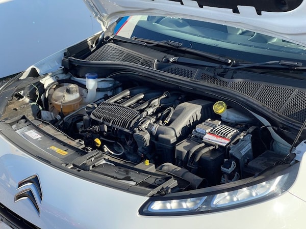 Used Citroen C4 Cactus 2015 for sale - 75136408: Photo 49