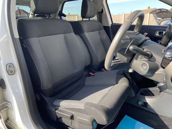 Used Citroen C4 Cactus 2015 for sale - 75136408: Photo 6