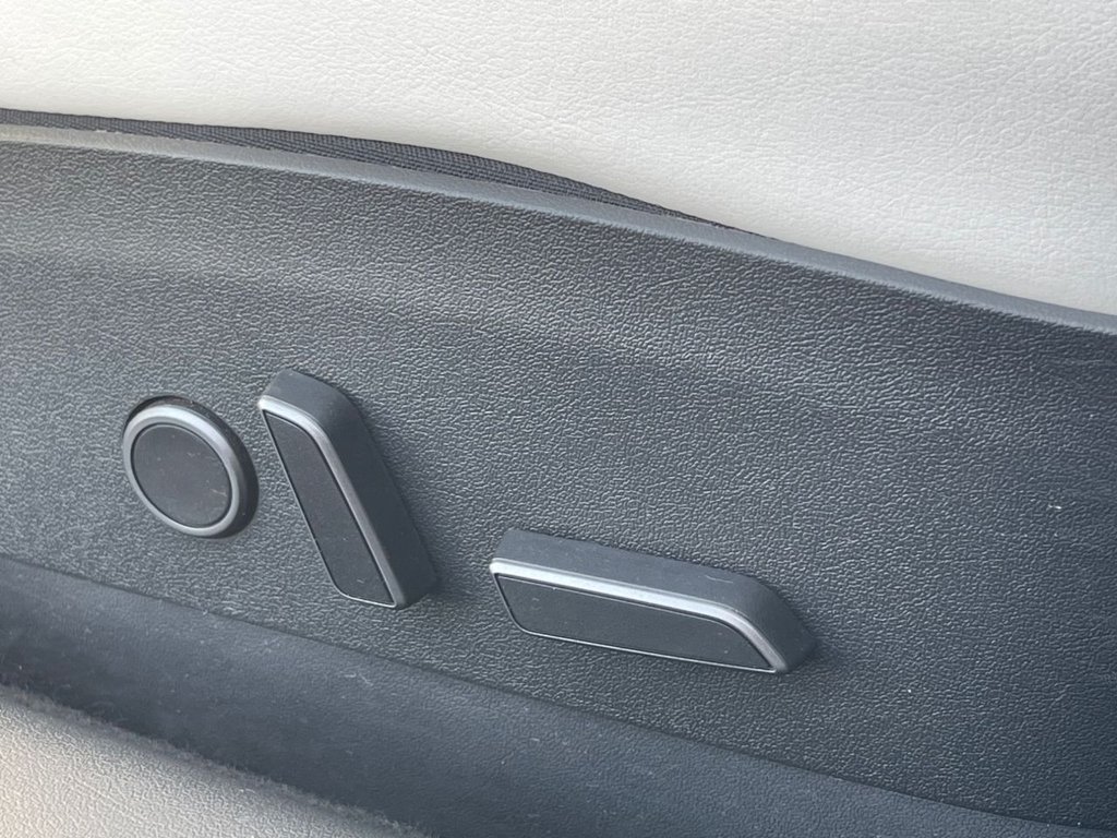 Used Tesla Model 3 2021 for sale - 76698448: Photo 17