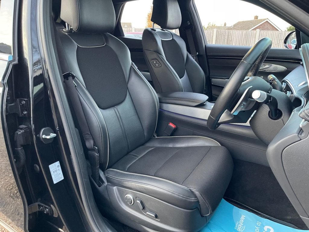 Used Genesis GV70 2022 for sale - 76546785: Photo 12