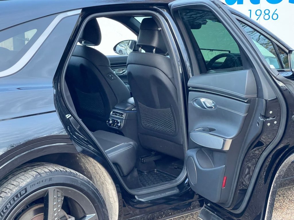 Used Genesis GV70 2022 for sale - 76546785: Photo 27