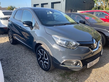 Used Renault Captur 2017 for sale - 78463569: Photo