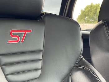 Used Ford Focus 2016 for sale - 77905034: Photo