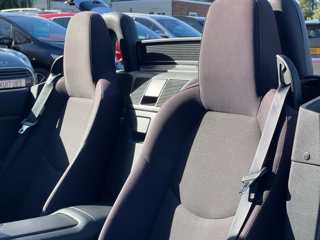 Used Mazda MX-5 2010 for sale - 76367423: Photo 8