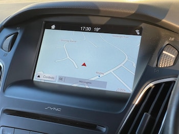 Used Ford Focus 2017 for sale - 76173103: Photo