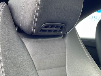 Used Mercedes-Benz E Class 2018 for sale - 76400399: Photo