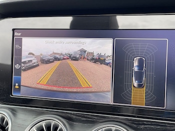 Used Mercedes-Benz E Class 2018 for sale - 76400399: Photo