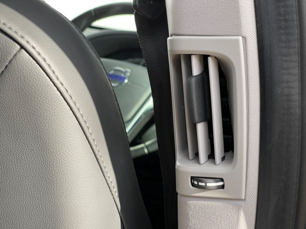 Used Volvo XC60 2016 for sale - 77436839: Photo 23