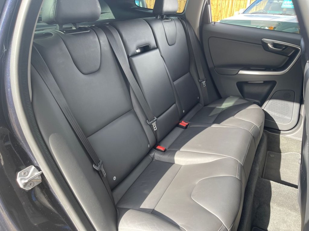 Used Volvo XC60 2016 for sale - 77436839: Photo 29