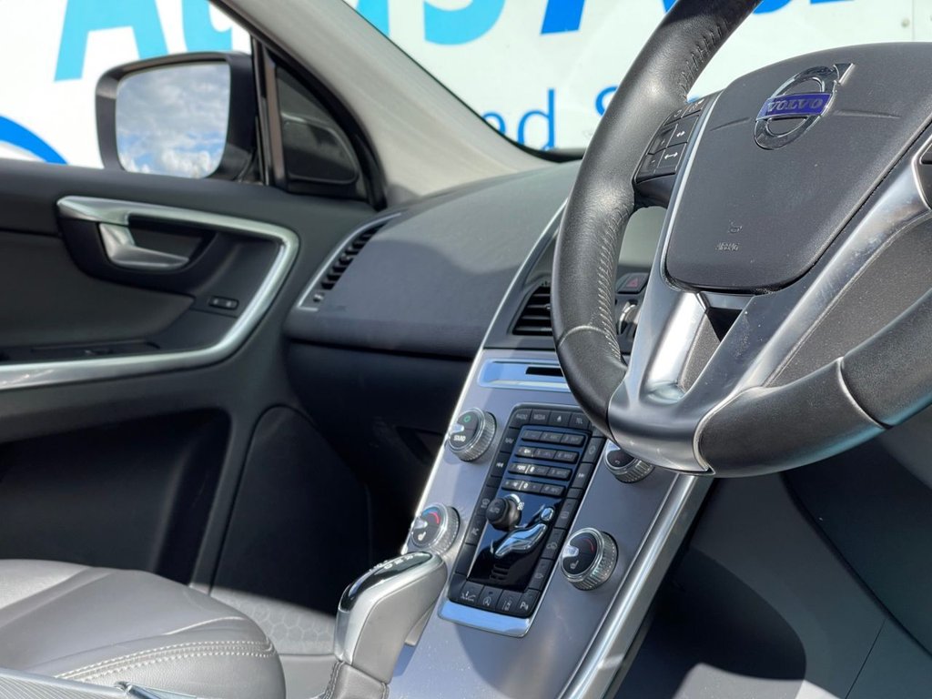 Used Volvo XC60 2016 for sale - 77436839: Photo 38