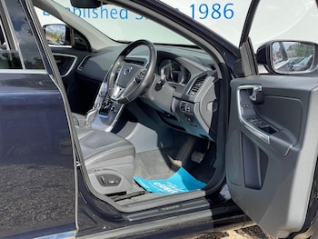 Used Volvo XC60 2016 for sale - 77436839: Photo