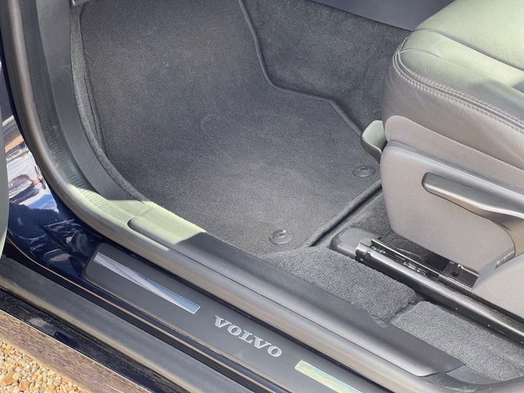 Used Volvo XC60 2016 for sale - 77436839: Photo 6