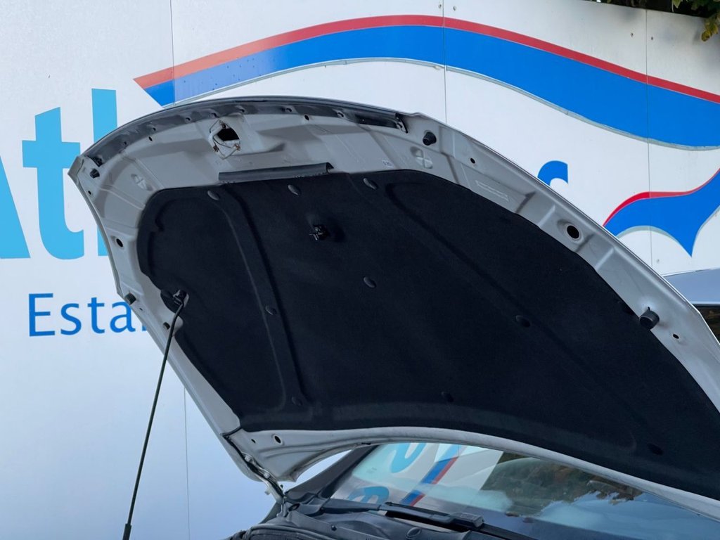 Used Hyundai i30 2010 for sale - 77904721: Photo 34