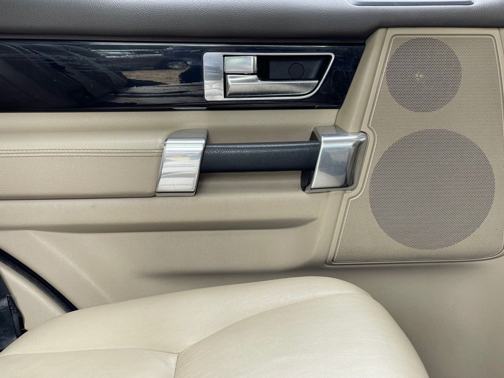 Used Land Rover Discovery 4 2012 for sale - 76973197: Photo 10