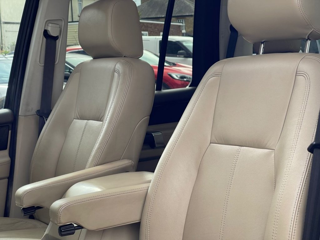 Used Land Rover Discovery 4 2012 for sale - 76973197: Photo 20