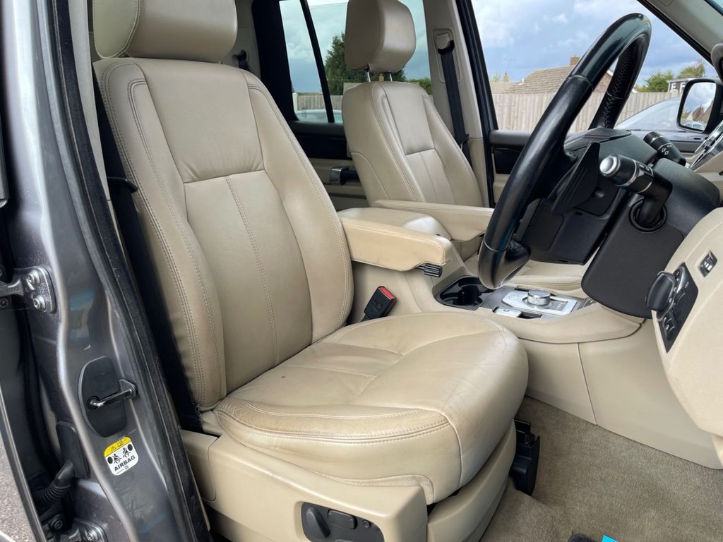 Used Land Rover Discovery 4 2012 for sale - 76973197: Photo 3