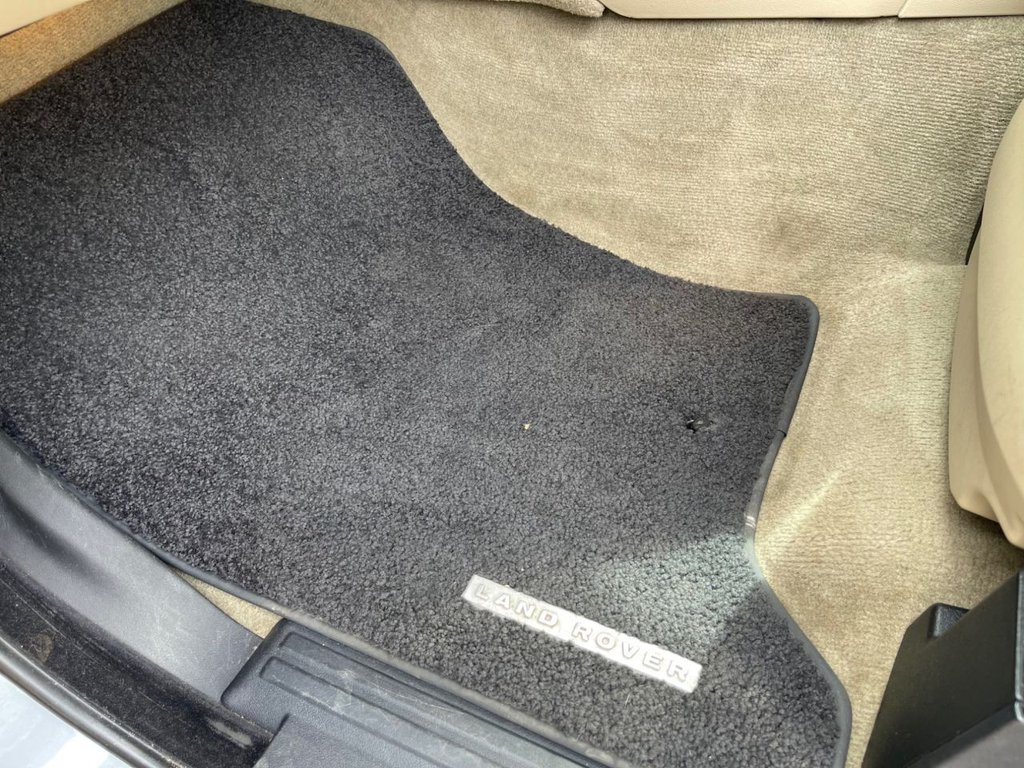 Used Land Rover Discovery 4 2012 for sale - 76973197: Photo 30