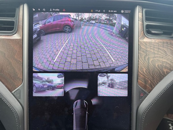Used Tesla Model S 2019 for sale - 76228976: Photo 2