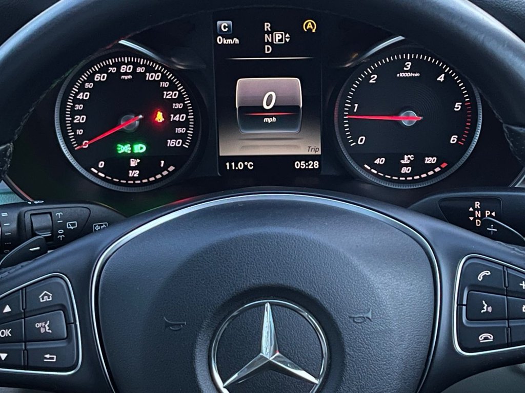 Used Mercedes-Benz C Class 2015 for sale - 77627414: Photo 25