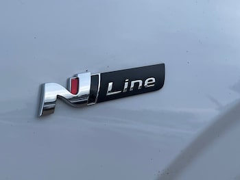 Used Hyundai i10 2022 for sale - 76751283: Photo