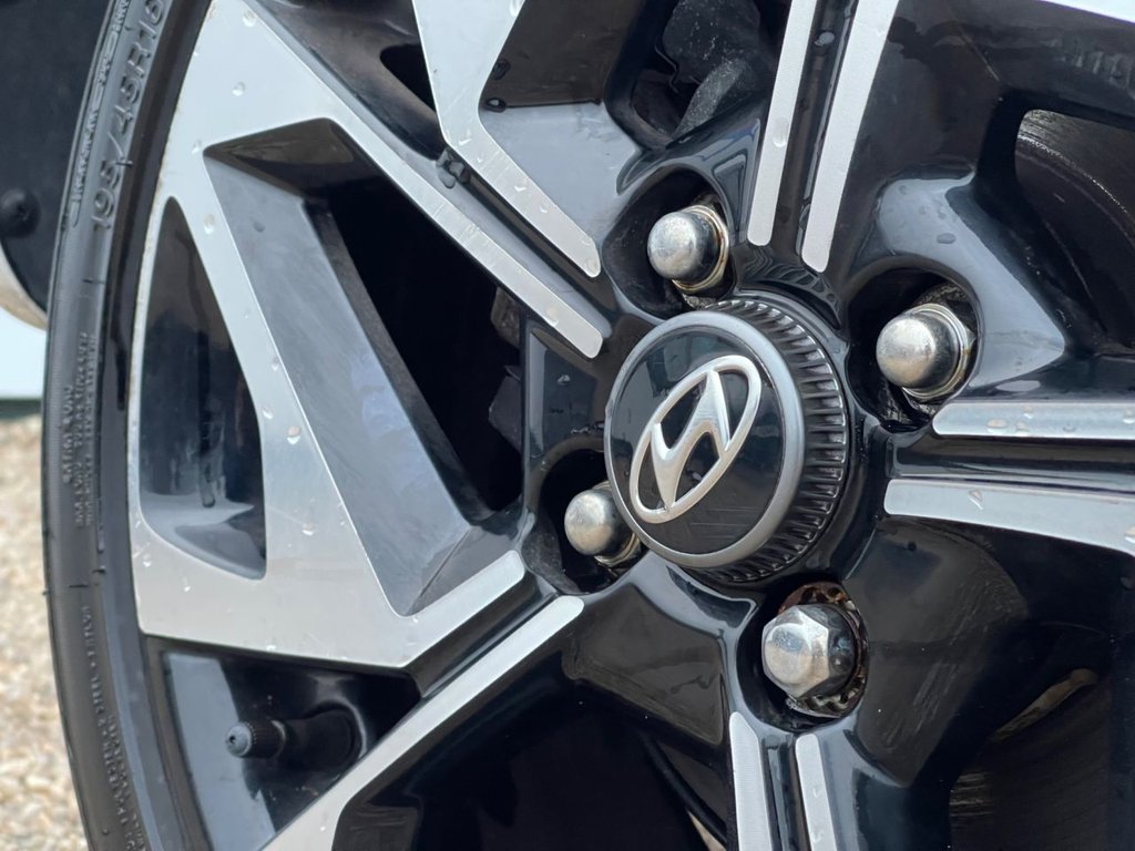 Used Hyundai i10 2022 for sale - 76751283: Photo 9