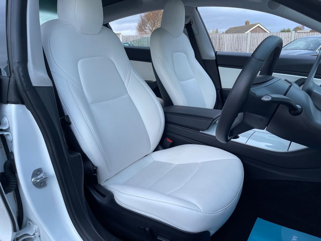 Used Tesla Model 3 2020 for sale - 76698485: Photo 2