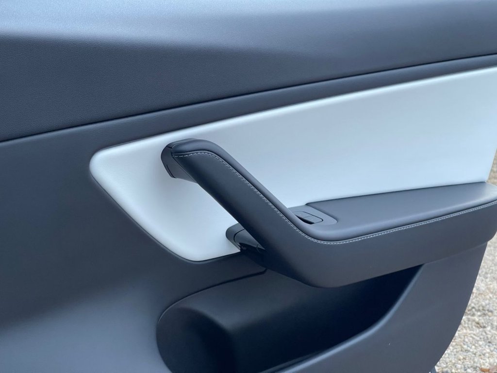 Used Tesla Model 3 2020 for sale - 76698485: Photo 29