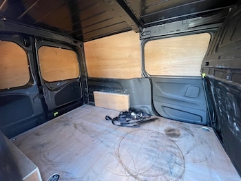 Used Peugeot Partner 2023 for sale - 78306140: Photo