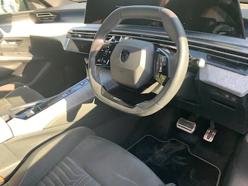 Used Peugeot 3008 2024 for sale - 79449950: Photo