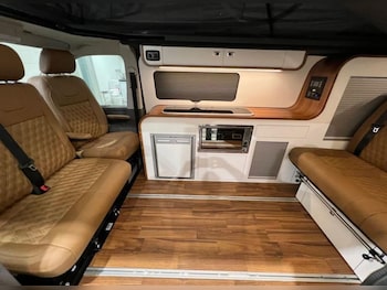 Used Volkswagen Transporter 2021 for sale - 77919673: Photo