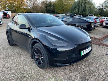 2022 (71) - Long Range AWD 5dr Auto