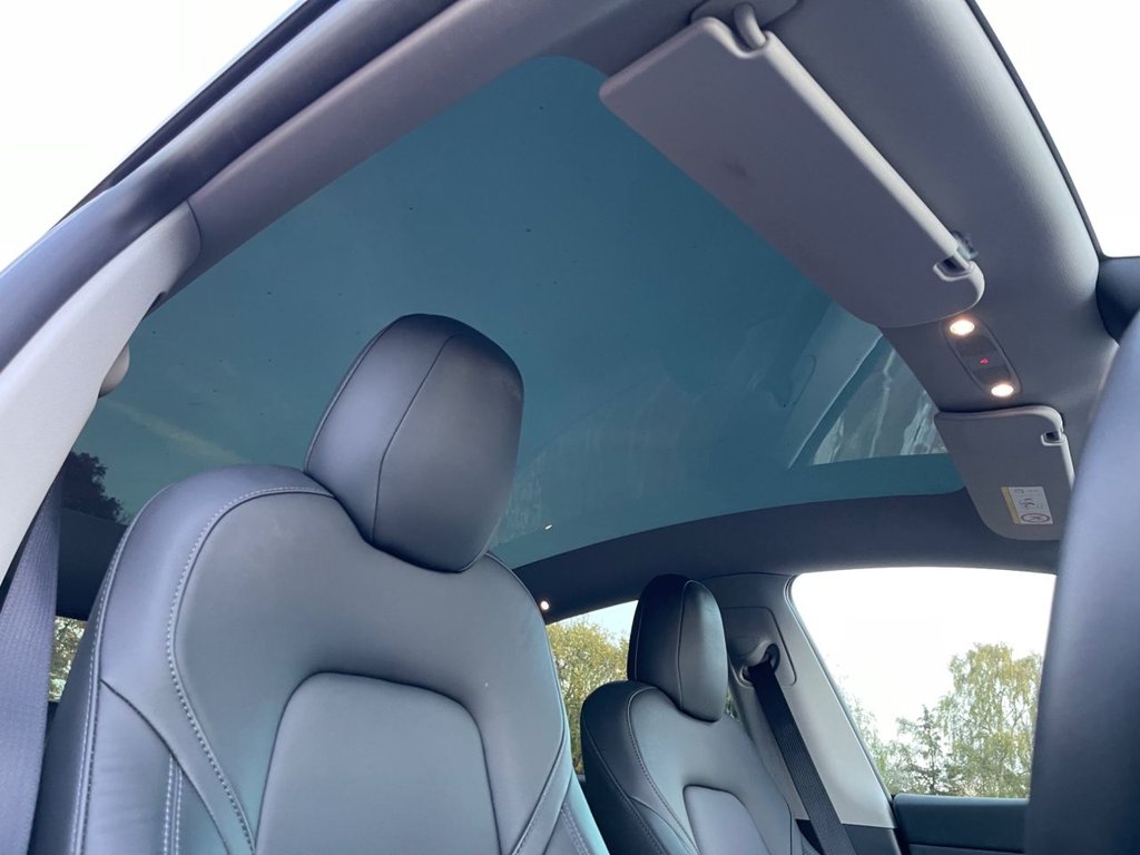 Used Tesla Model Y 2022 for sale - 76400465: Photo 5