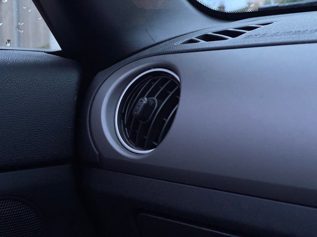 Used Mazda MX-5 2010 for sale - 76768220: Photo 6