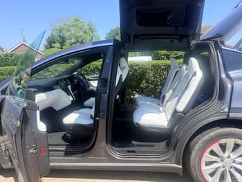 Used Tesla Model X 2020 for sale - 79327985: Photo