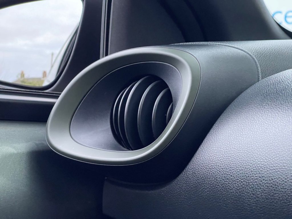 Used Toyota Aygo X 2022 for sale - 76119241: Photo 26