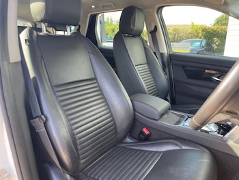 Used Land Rover Discovery Sport 2021 for sale - 78959893: Photo