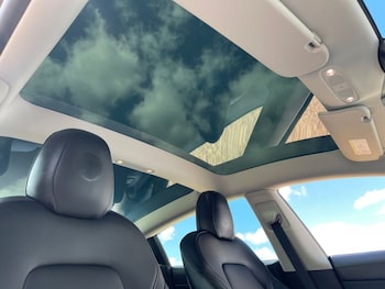Used Tesla Model 3 2022 for sale - 75136029: Photo