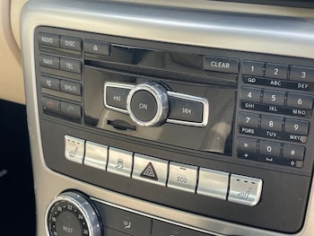 Used Mercedes-Benz SLK 2011 for sale - 78387409: Photo