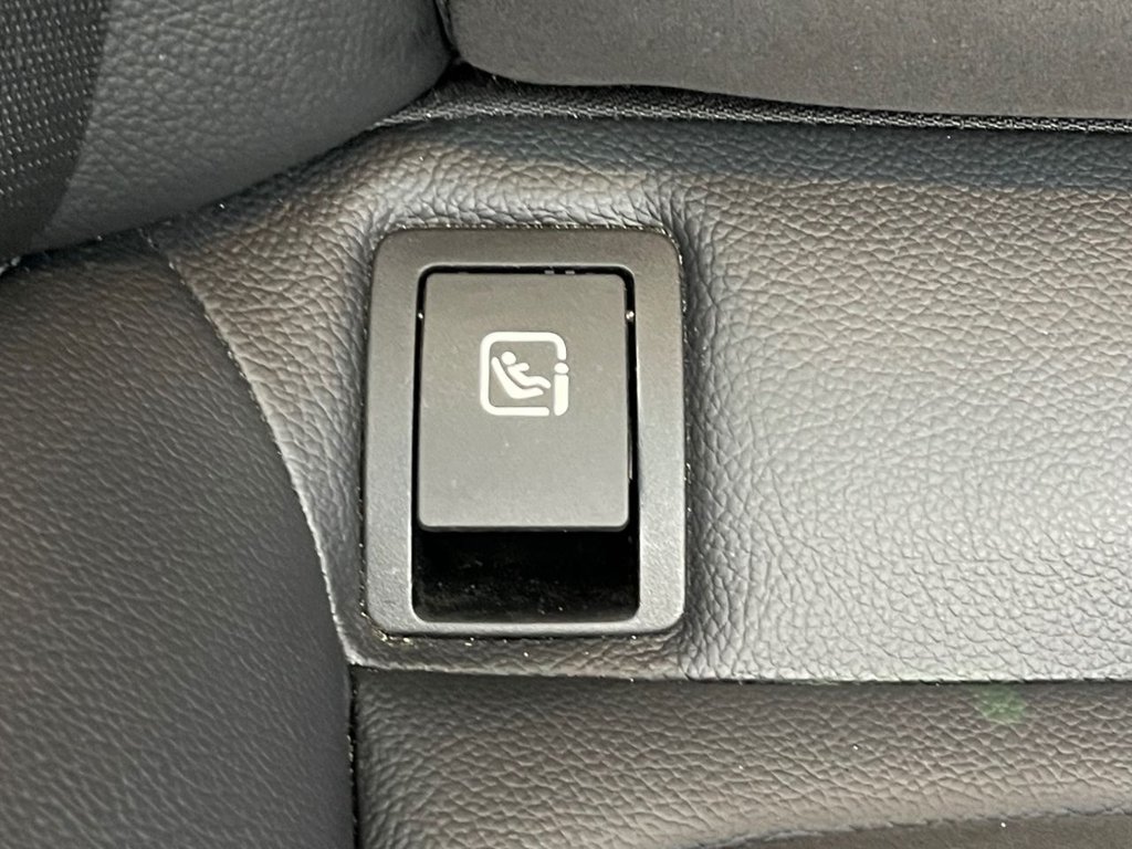 Used Mercedes-Benz C Class 2020 for sale - 77140210: Photo 36