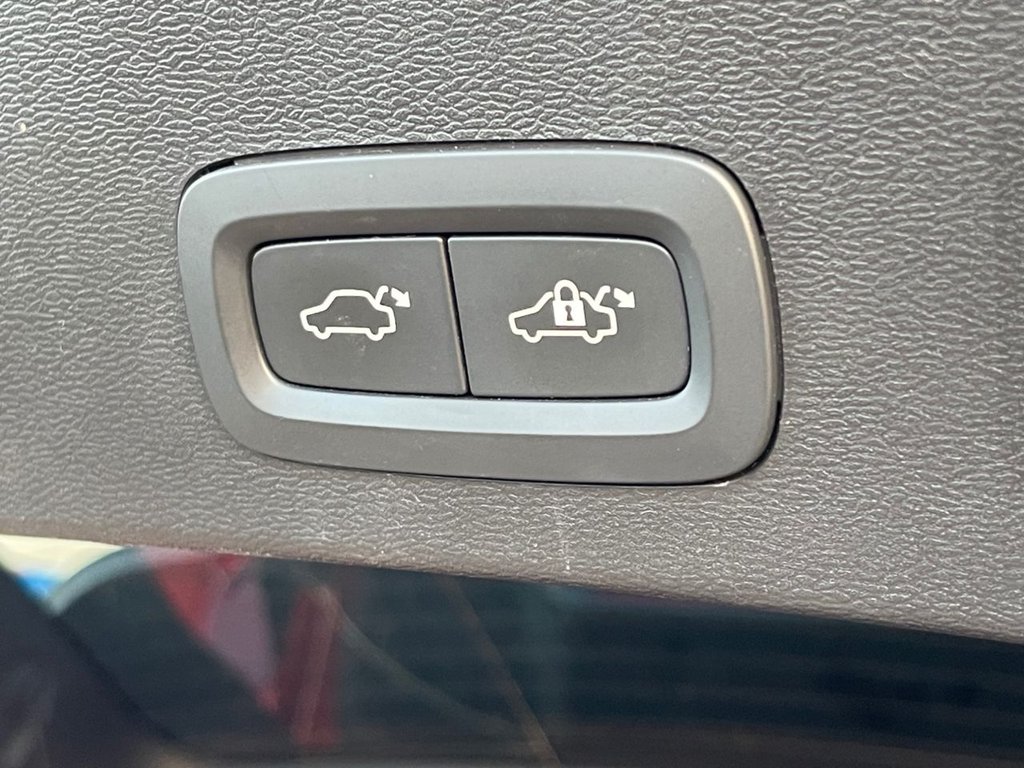 Used Volvo XC40 2021 for sale - 75533841: Photo 16