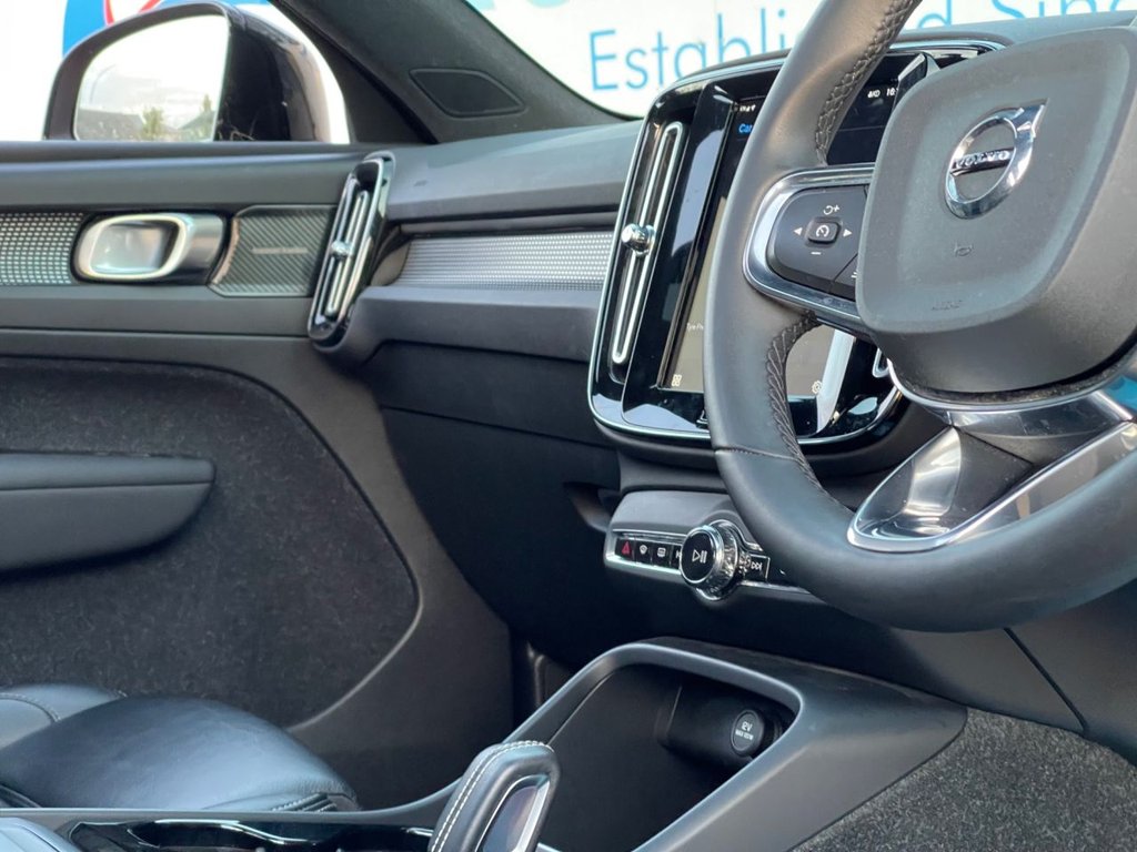 Used Volvo XC40 2021 for sale - 75533841: Photo 21
